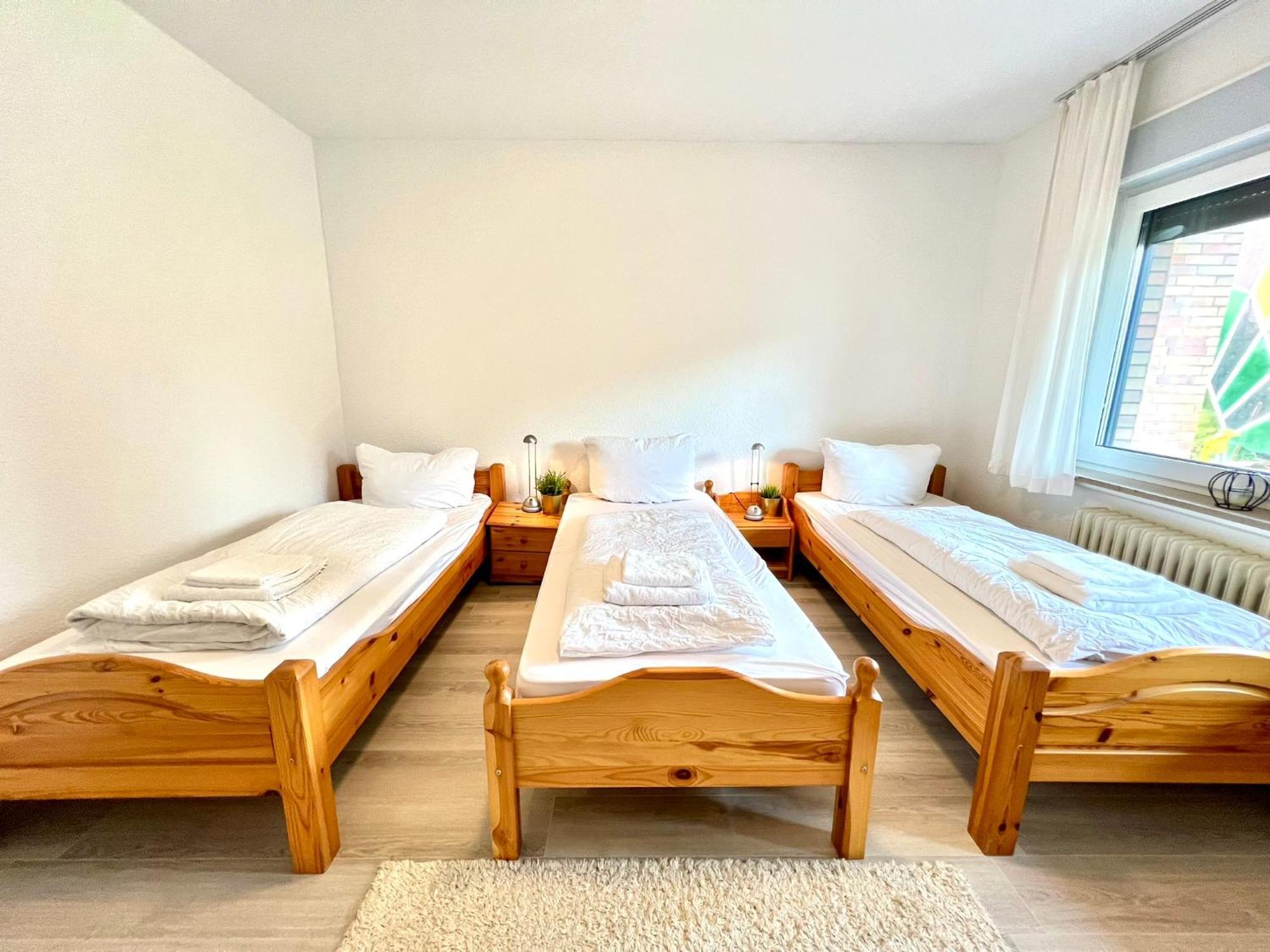 Comfy Apartment Mit Garten In Koeln Luaran gambar